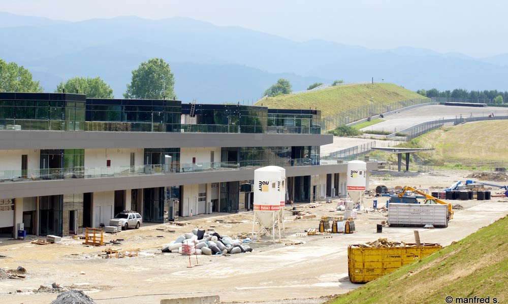 Red Bull Ring en construction 2010-07-04 4 juillet 2010