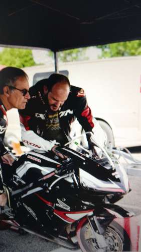 photo moto sur circuit Roulage 11 mai  par Pascalhonda600